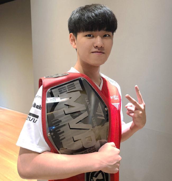 在历经多个 在历经多个