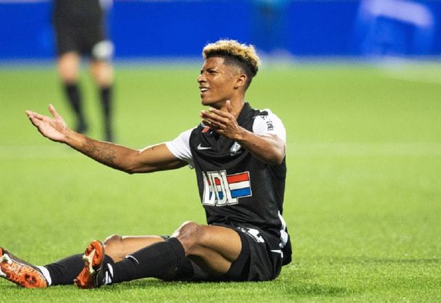 应得到深深 应得到深深